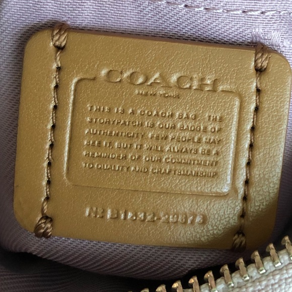 Coach Leather Crossbody - Picture 10 of 10